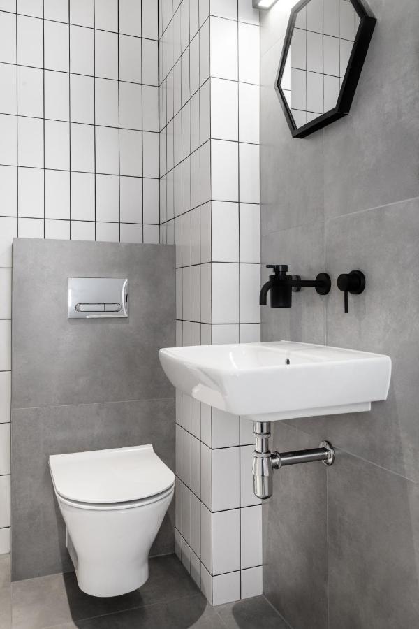 Househost Apartament: Ul. Miodowa 42/42B Cracovia Exterior foto